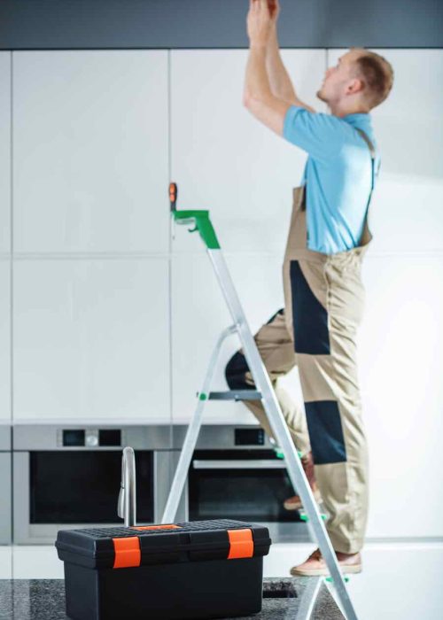 Sayville Electrician Fixing a short